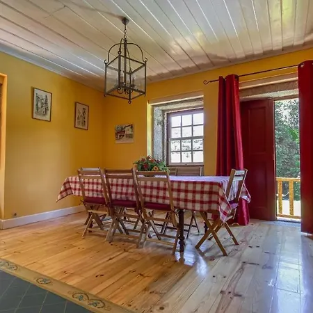 Casa De Sao Vicente De Cima Póvoa de Lanhoso